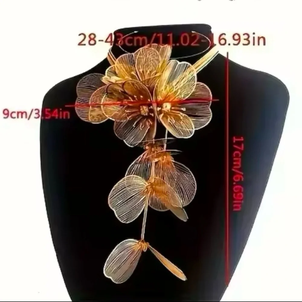 ✨Zara Gold Cascading Flower Necklace